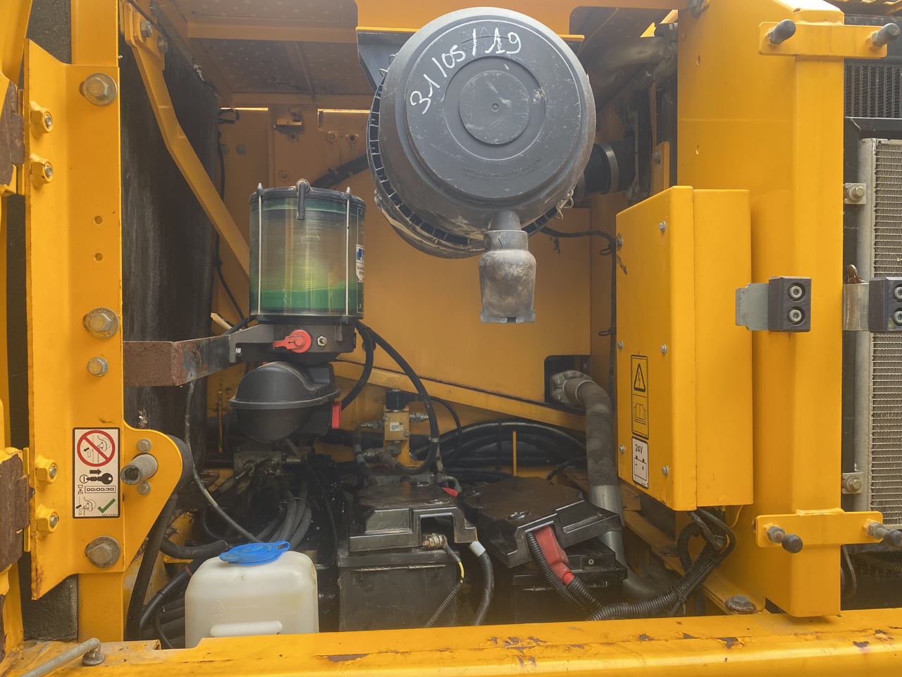 JCB JS 210 - Excavator pe şenile: Foto 4 JCB JS 210 - Excavator pe şenile: Foto 4