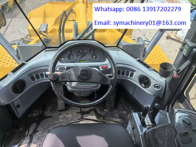 Komatsu WA380-6 - Încărcător frontal pe pneuri: Foto 4 Komatsu WA380-6 - Încărcător frontal pe pneuri: Foto 4