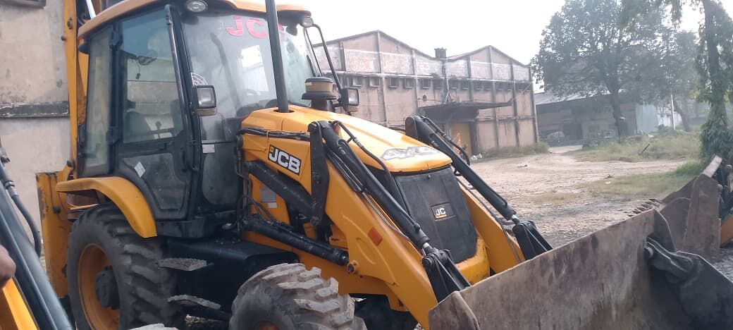 JCB 3DX backhoe loader - Buldoexcavator: Foto 1 JCB 3DX backhoe loader - Buldoexcavator: Foto 1