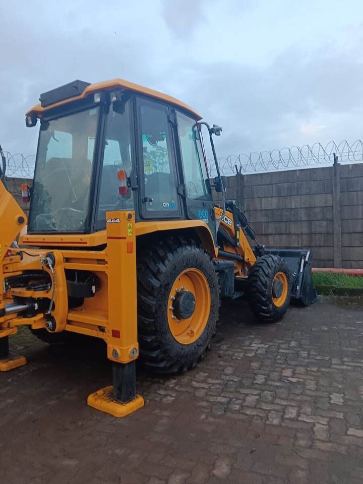 New JCB 3DX backhoe loader - Buldoexcavator: Foto 4 New JCB 3DX backhoe loader - Buldoexcavator: Foto 4