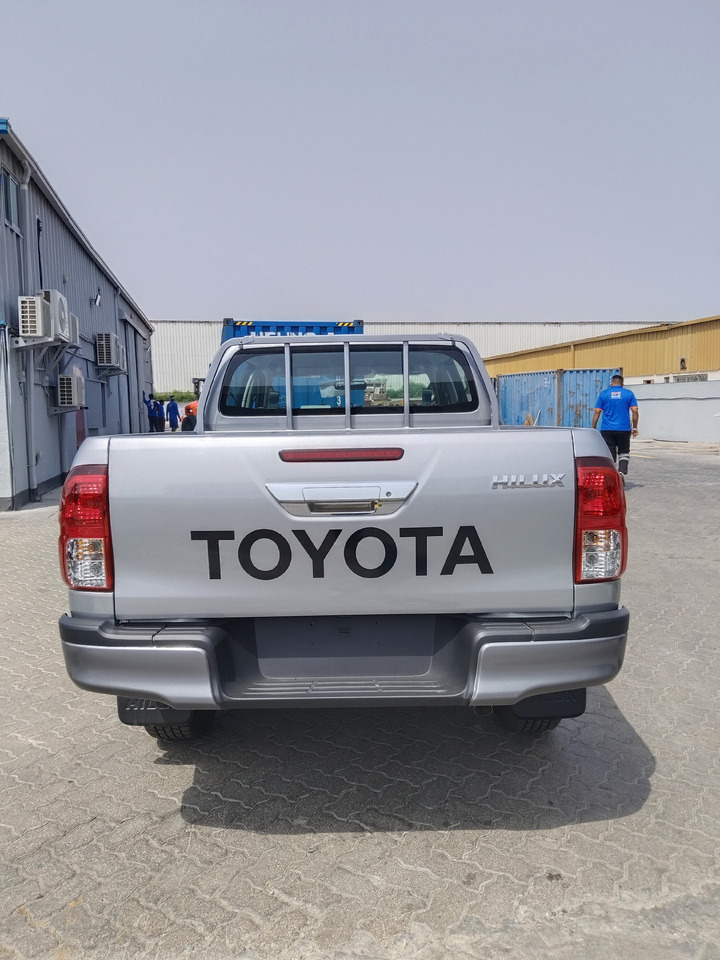 Toyota Hilux - Pick-up, Autoutilitară cabină dublă: Foto 3 Toyota Hilux - Pick-up, Autoutilitară cabină dublă: Foto 3