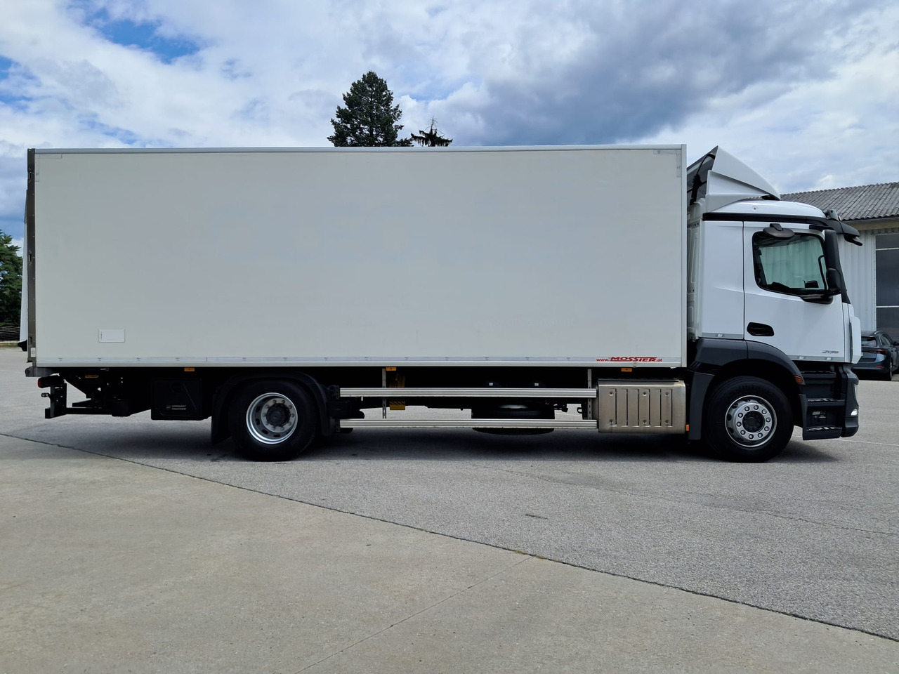 MERCEDES-BENZ Antos 2135 Kühlkoffer | Supra 850 | Standheizung - Camion frigider: Foto 3 MERCEDES-BENZ Antos 2135 Kühlkoffer | Supra 850 | Standheizung - Camion frigider: Foto 3