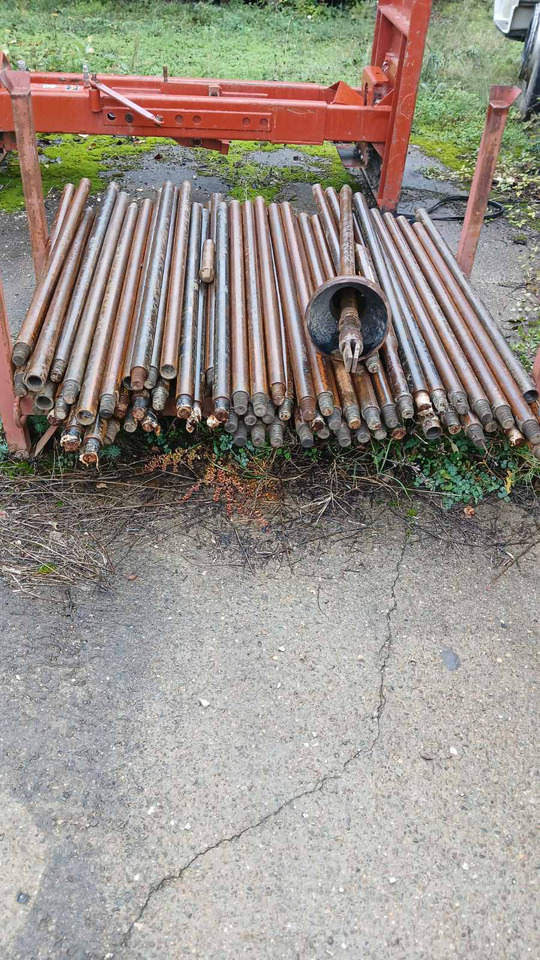 DITCH WITCH P80 Rod Pusher – “T-Bar” + Back Brace - Masina de foraj orizontala: Foto 3 DITCH WITCH P80 Rod Pusher – “T-Bar” + Back Brace - Masina de foraj orizontala: Foto 3