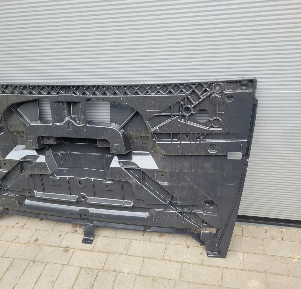 ATRAPA MASKA DAF XF 106 ORYGINAŁ 1835730 CHWALIM116 - Capotă pentru Camion: Foto 2 ATRAPA MASKA DAF XF 106 ORYGINAŁ 1835730 CHWALIM116 - Capotă pentru Camion: Foto 2