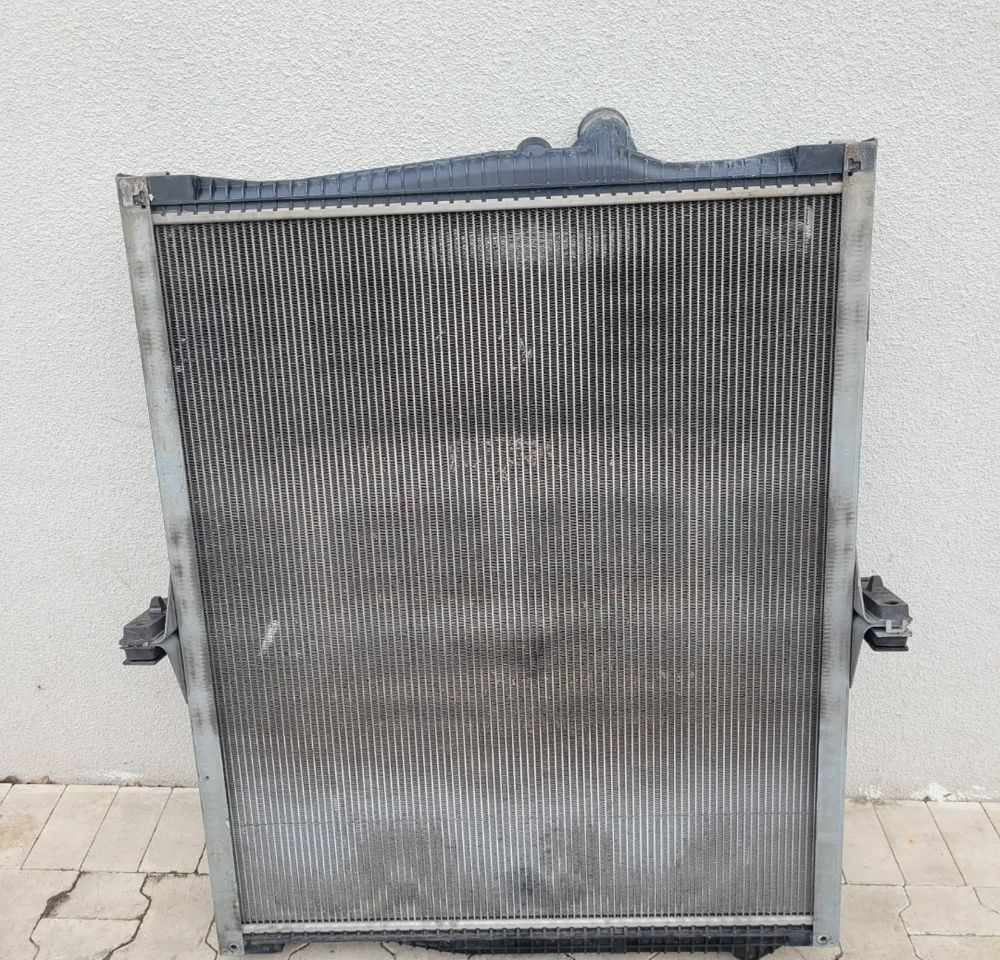 CHŁODNICA WODY VOLVO FH4 SZCZELNA Chwalim116 - Radiator pentru Camion: Foto 2 CHŁODNICA WODY VOLVO FH4 SZCZELNA Chwalim116 - Radiator pentru Camion: Foto 2