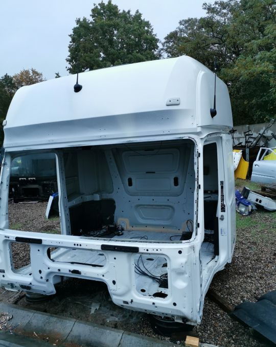 KABINA MERCEDES ACTROS MP4 GIGA BDF - Cabină pentru Camion: Foto 1 KABINA MERCEDES ACTROS MP4 GIGA BDF - Cabină pentru Camion: Foto 1