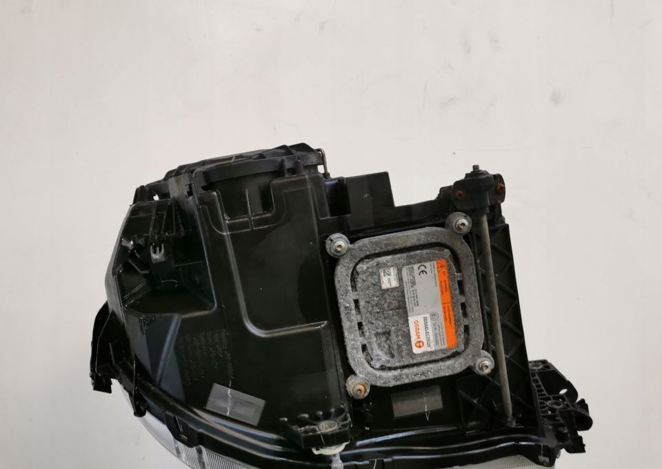 LAMPA MERCEDES ACTROS ANTOS XENON mp4 A9608202639 - Far pentru Camion: Foto 3 LAMPA MERCEDES ACTROS ANTOS XENON mp4 A9608202639 - Far pentru Camion: Foto 3