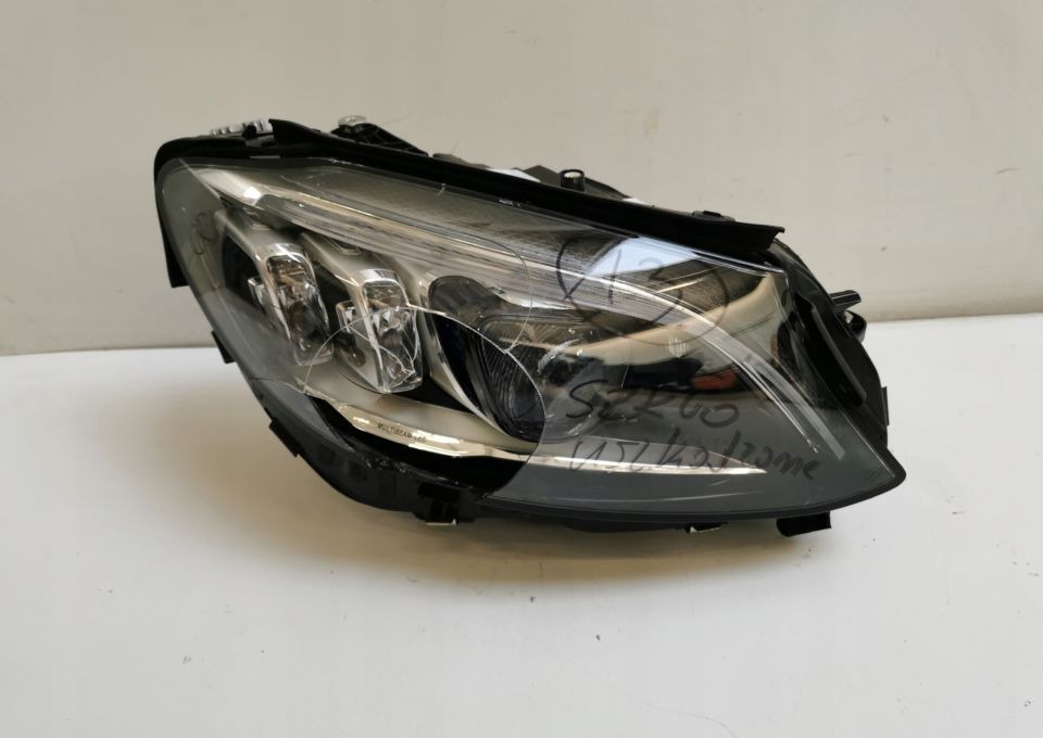 LAMPA PRZÓD MERCEDES C KLASA A 205 9061606 LIFT - Far: Foto 1 LAMPA PRZÓD MERCEDES C KLASA A 205 9061606 LIFT - Far: Foto 1