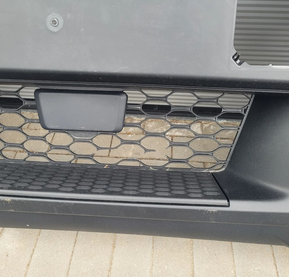 ZDERZAK IVECO EUROCARGO E6 ORYGINAŁ 5801690588 - Bară de protecție pentru Camion: Foto 3 ZDERZAK IVECO EUROCARGO E6 ORYGINAŁ 5801690588 - Bară de protecție pentru Camion: Foto 3