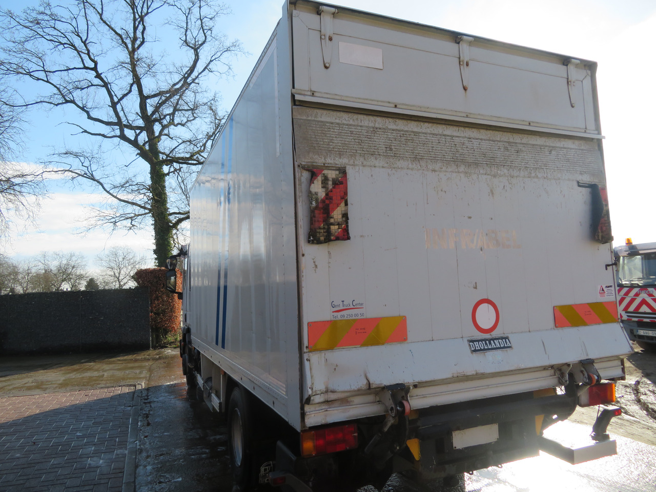 Iveco Eurocargo ML90E18 - Camion furgon: Foto 5 Iveco Eurocargo ML90E18 - Camion furgon: Foto 5