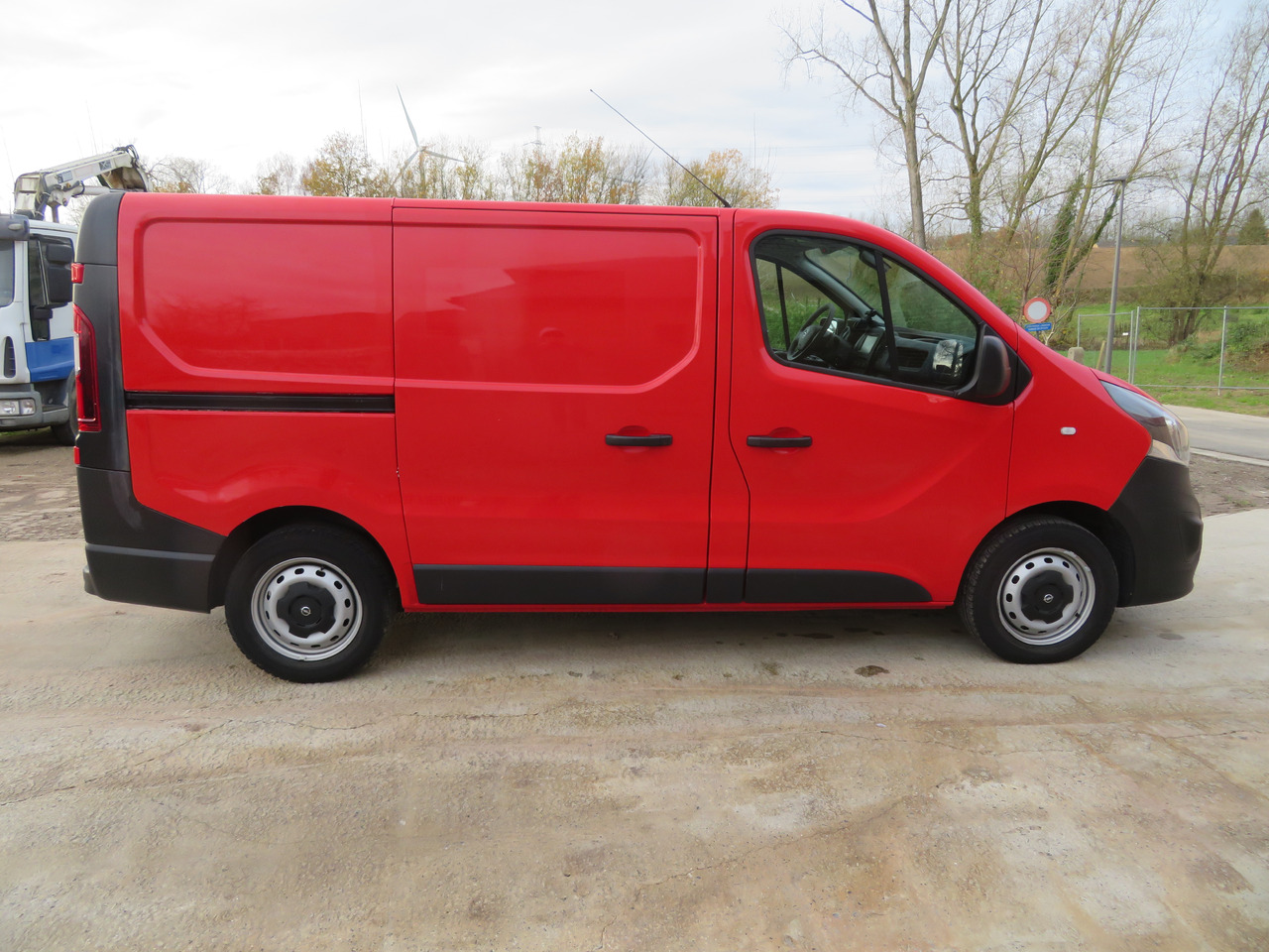 Autoutilitară compactă Opel Vivaro 1.6CDTI BI-Turbo - L1H1: Foto 8 Autoutilitară compactă Opel Vivaro 1.6CDTI BI-Turbo - L1H1: Foto 8