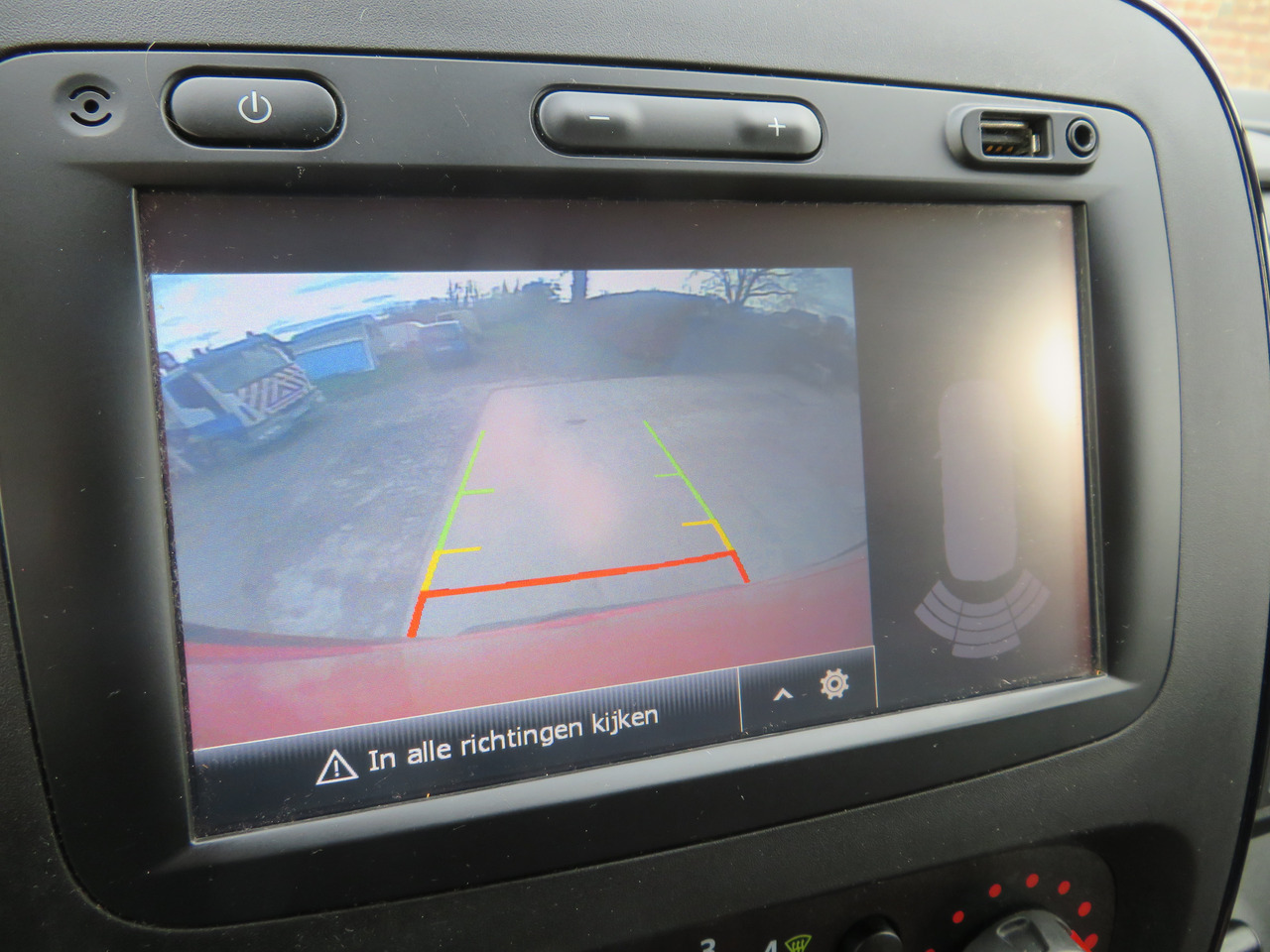 Autoutilitară compactă Opel Vivaro 1.6CDTI BI-Turbo - L1H1: Foto 14 Autoutilitară compactă Opel Vivaro 1.6CDTI BI-Turbo - L1H1: Foto 14