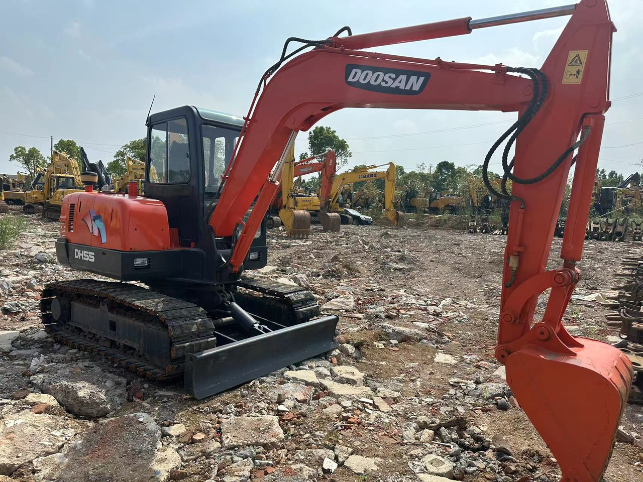 Doosan DH55 Mini Excavator Click for Discount - Mini excavator: Foto 2 Doosan DH55 Mini Excavator Click for Discount - Mini excavator: Foto 2