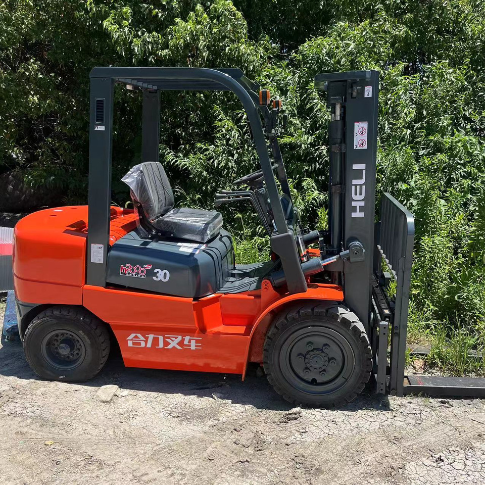 HELI Forklift 3 ton Click Here for Discount - Stivuitor diesel: Foto 4 HELI Forklift 3 ton Click Here for Discount - Stivuitor diesel: Foto 4