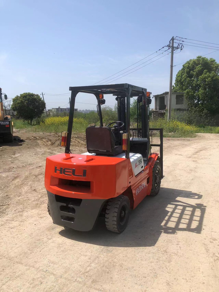 HELI K35 Forklift Click Here for Discount - Stivuitor diesel: Foto 2 HELI K35 Forklift Click Here for Discount - Stivuitor diesel: Foto 2