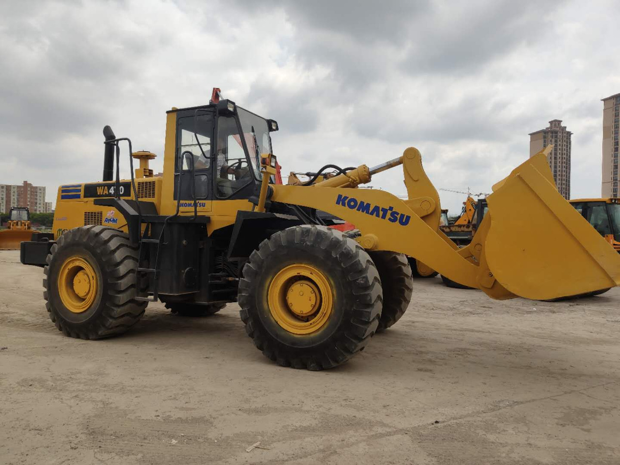 KOMATSU WA470-3 Wheel Loader Click for Discount - Încărcător frontal pe pneuri: Foto 3 KOMATSU WA470-3 Wheel Loader Click for Discount - Încărcător frontal pe pneuri: Foto 3