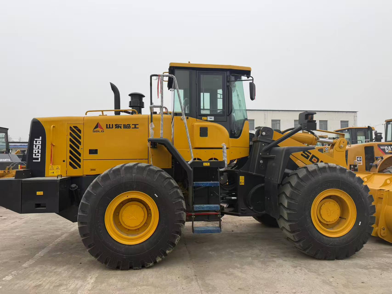 SDLG 956L Wheel Loader Click Here for Discount - Încărcător frontal pe pneuri: Foto 4 SDLG 956L Wheel Loader Click Here for Discount - Încărcător frontal pe pneuri: Foto 4