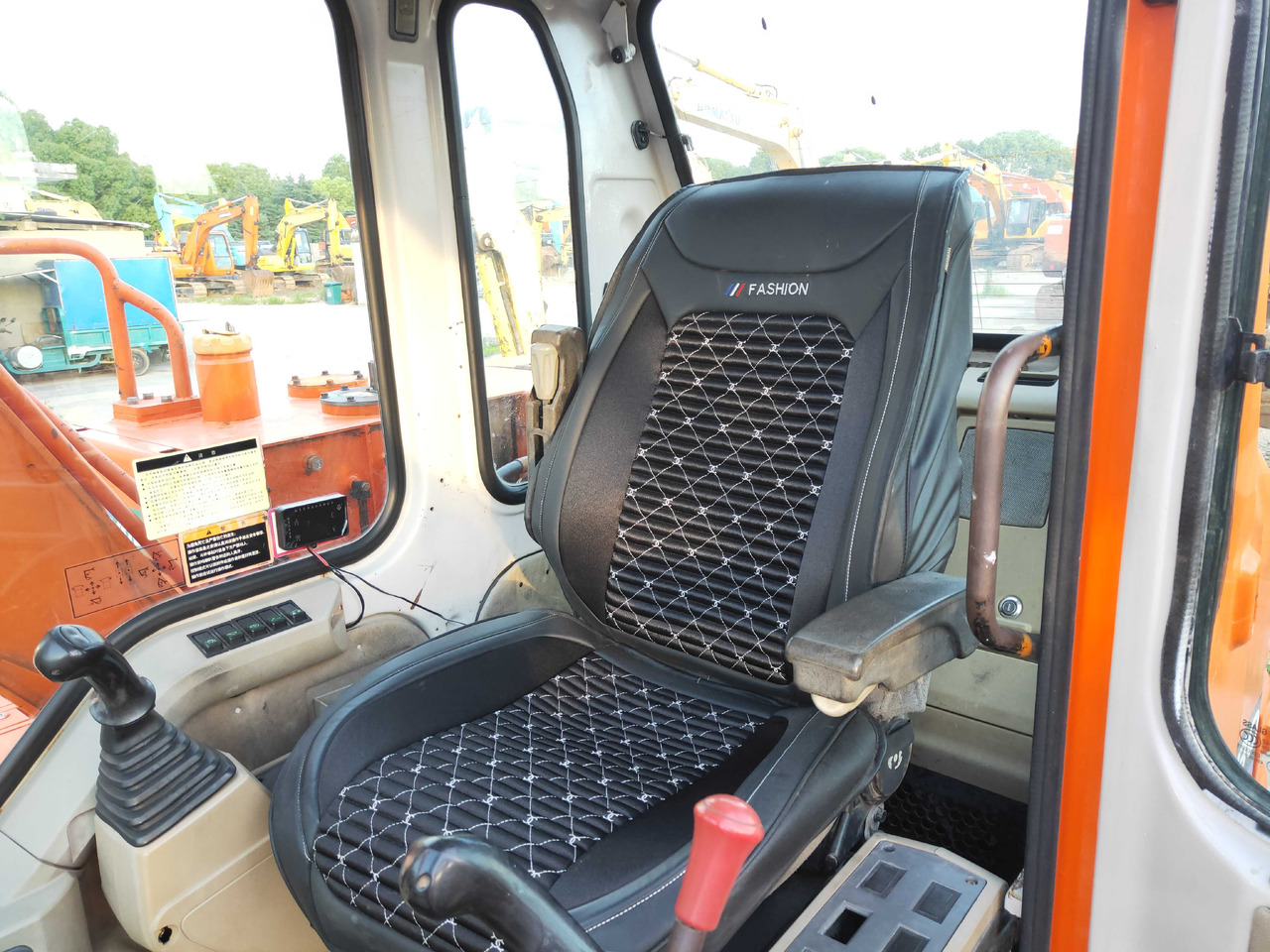 Utilaje constructii DOOSAN DH80 Mini Excavator Click for Discount: Foto 10