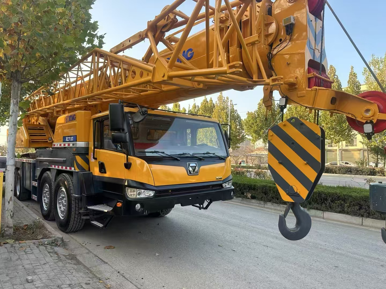 XCMG Crane XCT80 - Macara tot teren: Foto 4 XCMG Crane XCT80 - Macara tot teren: Foto 4