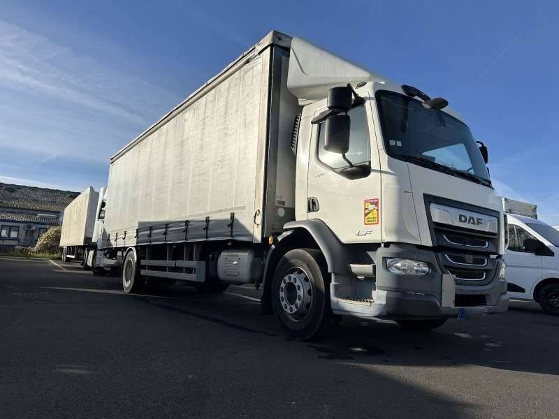 Camion Porteur 19 TONNES 280 CV HAYON 2 PORTES AR - Camion cu prelată: Foto 1 Camion Porteur 19 TONNES 280 CV HAYON 2 PORTES AR - Camion cu prelată: Foto 1