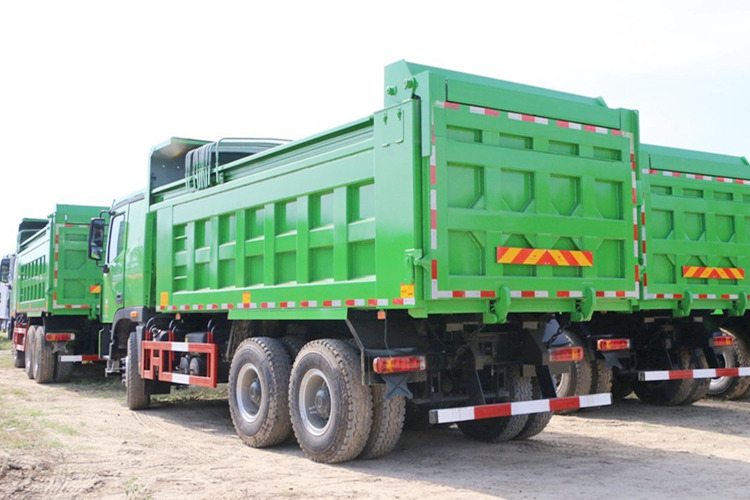 FOTON Foton 6x4 10 Wheeler Dump Truck for Sale in Jamaica - Camion basculantă: Foto 5 FOTON Foton 6x4 10 Wheeler Dump Truck for Sale in Jamaica - Camion basculantă: Foto 5