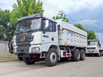 SHACMAN Shacman F3000 6x4 Tractor Truck for Sale in Zambia - Camion basculantă: Foto 3 SHACMAN Shacman F3000 6x4 Tractor Truck for Sale in Zambia - Camion basculantă: Foto 3