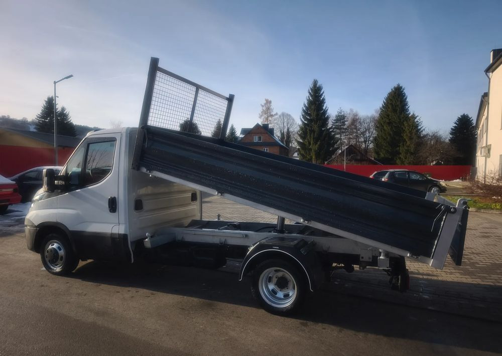 Iveco Daily 35c14 kipper wywrot wywrotka klima - Autoutilitară basculantă: Foto 5 Iveco Daily 35c14 kipper wywrot wywrotka klima - Autoutilitară basculantă: Foto 5