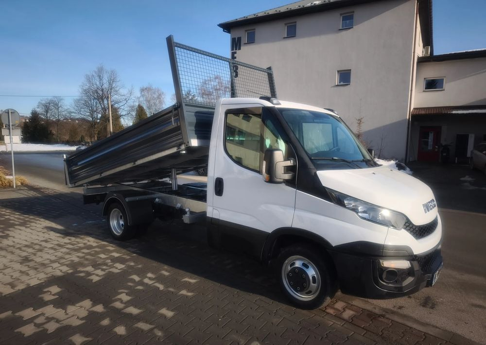 Iveco Daily 35c14 kipper wywrot wywrotka klima - Autoutilitară basculantă: Foto 3 Iveco Daily 35c14 kipper wywrot wywrotka klima - Autoutilitară basculantă: Foto 3