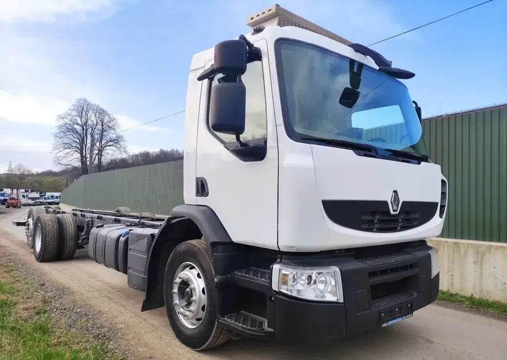 Renault Premium 26.380 Dxi 6x2 rama do zabudowy - Camion şasiu: Foto 1 Renault Premium 26.380 Dxi 6x2 rama do zabudowy - Camion şasiu: Foto 1