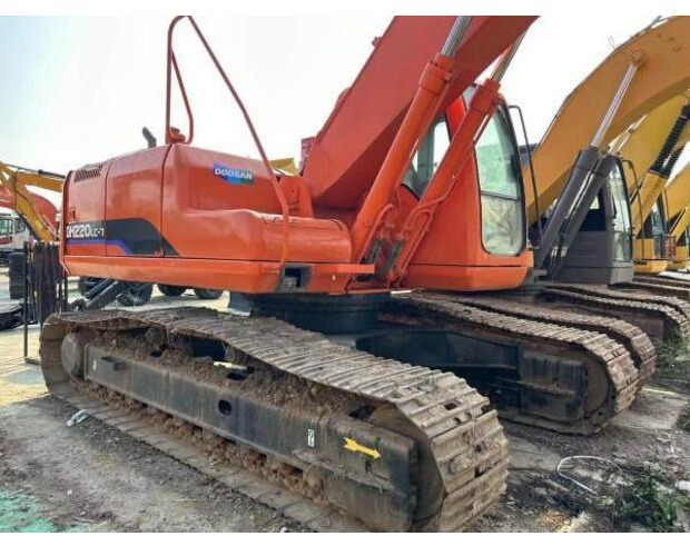 Excavator pe şenile 2019 Doosan DH220-7: Foto 19 Excavator pe şenile 2019 Doosan DH220-7: Foto 19