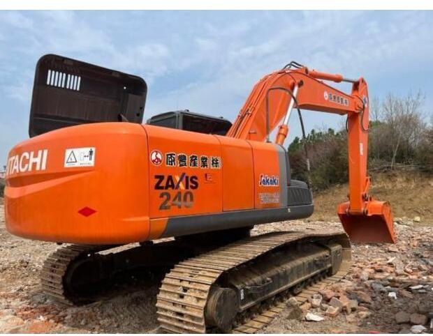 2023 Hitachi ZX240-3 - Excavator pe şenile: Foto 2 2023 Hitachi ZX240-3 - Excavator pe şenile: Foto 2