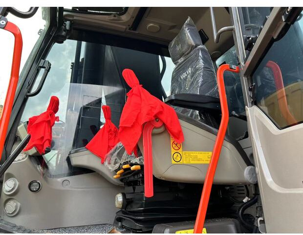 2023 Volvo EC 350 - Excavator pe şenile: Foto 3 2023 Volvo EC 350 - Excavator pe şenile: Foto 3