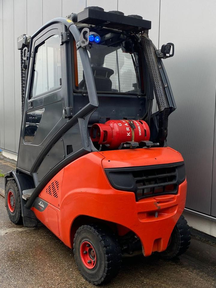 Linde Linde H 35 T - 6.012 h - Seitenschieber - - Stivuitor GPL: Foto 3 Linde Linde H 35 T - 6.012 h - Seitenschieber - - Stivuitor GPL: Foto 3