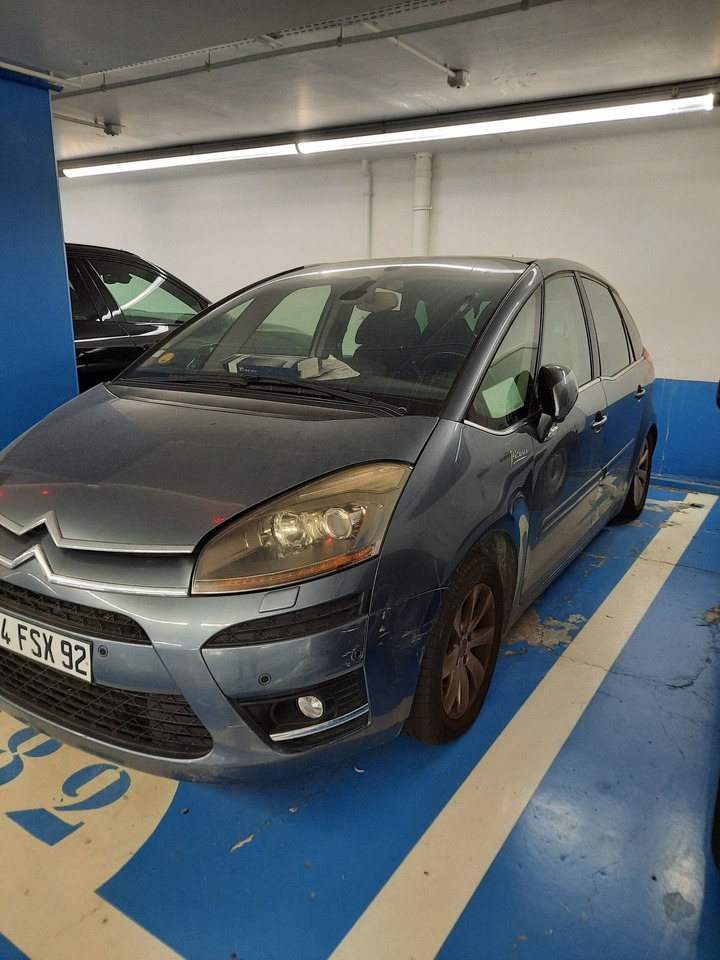 CITROEN C4 - 2008 - 1 ER MAIN - BOITE AUTO NEUVE - BATTERIE A CHANGER ET SUSPENSION A REVOIR - Automobil: Foto 1 CITROEN C4 - 2008 - 1 ER MAIN - BOITE AUTO NEUVE - BATTERIE A CHANGER ET SUSPENSION A REVOIR - Automobil: Foto 1