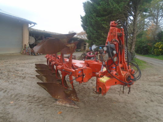 Kuhn VARIMASTER 180 - Plug: Foto 4 Kuhn VARIMASTER 180 - Plug: Foto 4