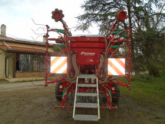 Kverneland TS EVO 6000 - Semănătoare combinată: Foto 5 Kverneland TS EVO 6000 - Semănătoare combinată: Foto 5
