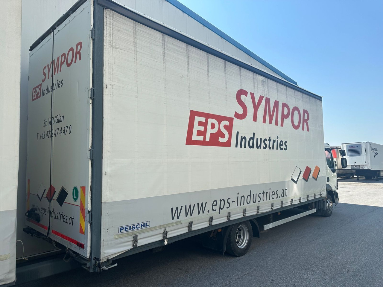 DAF LF 250 Schalter 120m° TÜV - Camion cu prelată: Foto 3 DAF LF 250 Schalter 120m° TÜV - Camion cu prelată: Foto 3