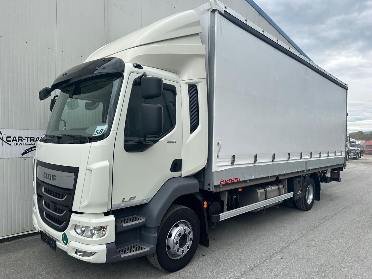 DAF LF 260 8Gang Bär-LBW - Camion cu prelată: Foto 1 DAF LF 260 8Gang Bär-LBW - Camion cu prelată: Foto 1