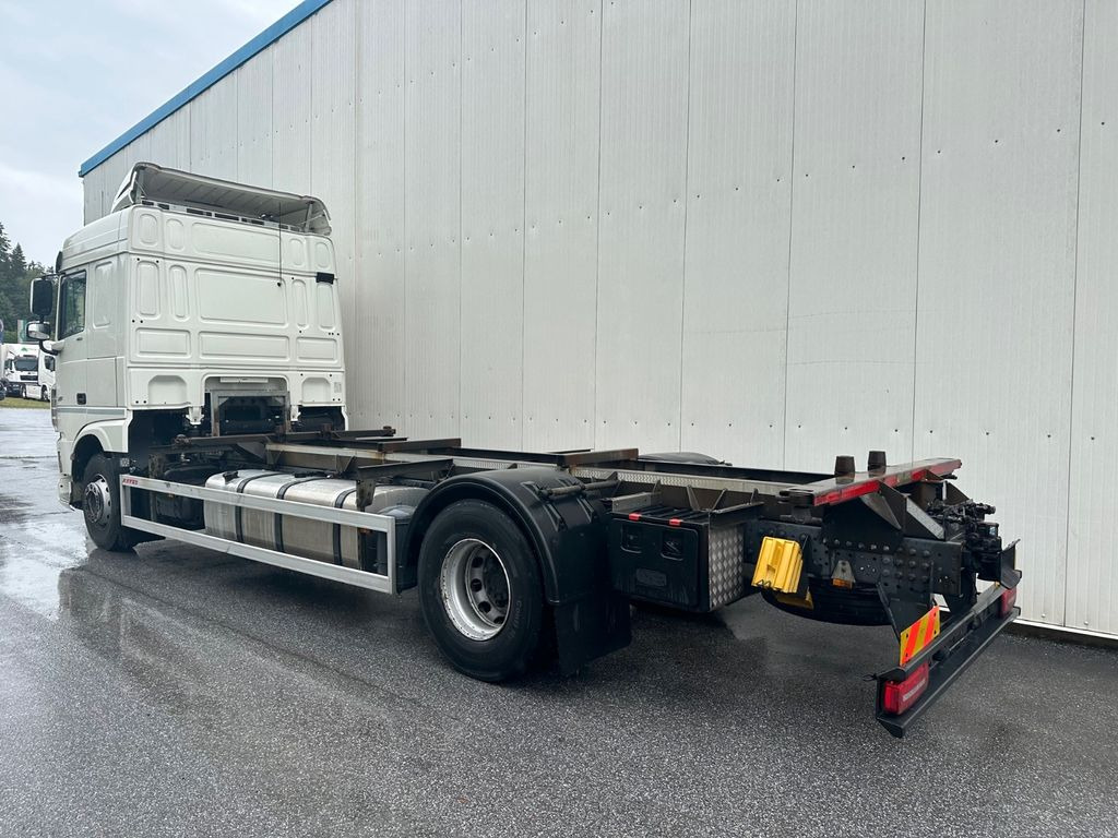 DAF XF 460 SpaceCab Retarder TÜV neu DAF XF 460 SpaceCab Retarder - Camion transport containere/ Swap body: Foto 4 DAF XF 460 SpaceCab Retarder TÜV neu DAF XF 460 SpaceCab Retarder - Camion transport containere/ Swap body: Foto 4