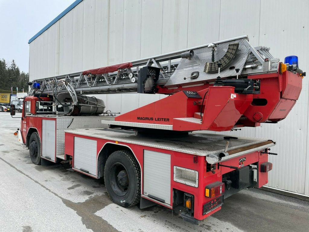 Iveco Magirus 120.25 Drehleiter 30m mit Korb! Iveco Magirus 120.25 Drehleiter 30m mit Korb! - Autospeciala de stins incendii: Foto 3 Iveco Magirus 120.25 Drehleiter 30m mit Korb! Iveco Magirus 120.25 Drehleiter 30m mit Korb! - Autospeciala de stins incendii: Foto 3
