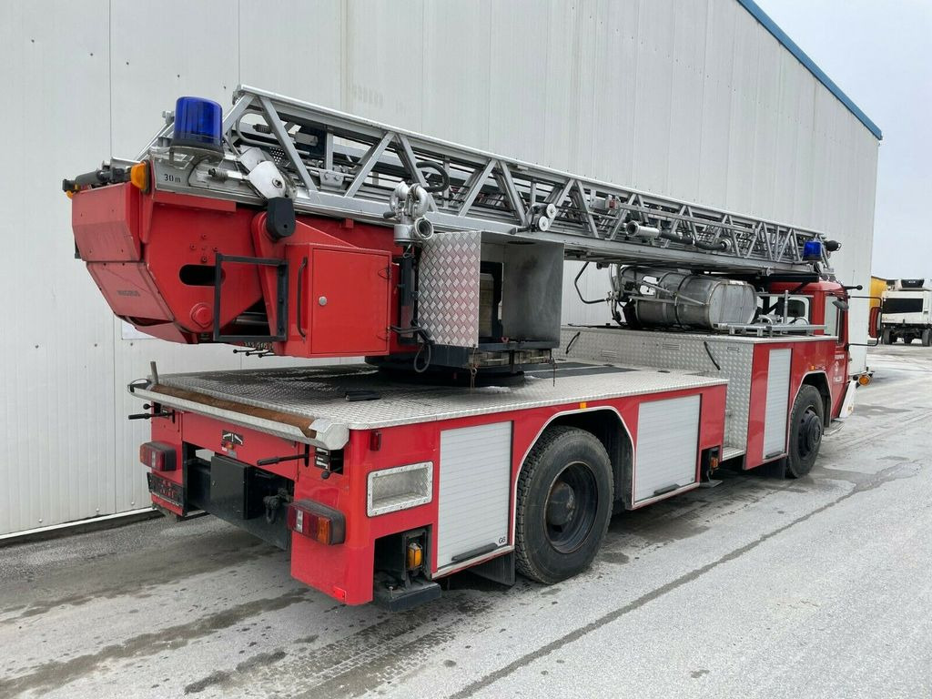 Iveco Magirus 120.25 Drehleiter 30m mit Korb! Iveco Magirus 120.25 Drehleiter 30m mit Korb! - Autospeciala de stins incendii: Foto 4 Iveco Magirus 120.25 Drehleiter 30m mit Korb! Iveco Magirus 120.25 Drehleiter 30m mit Korb! - Autospeciala de stins incendii: Foto 4