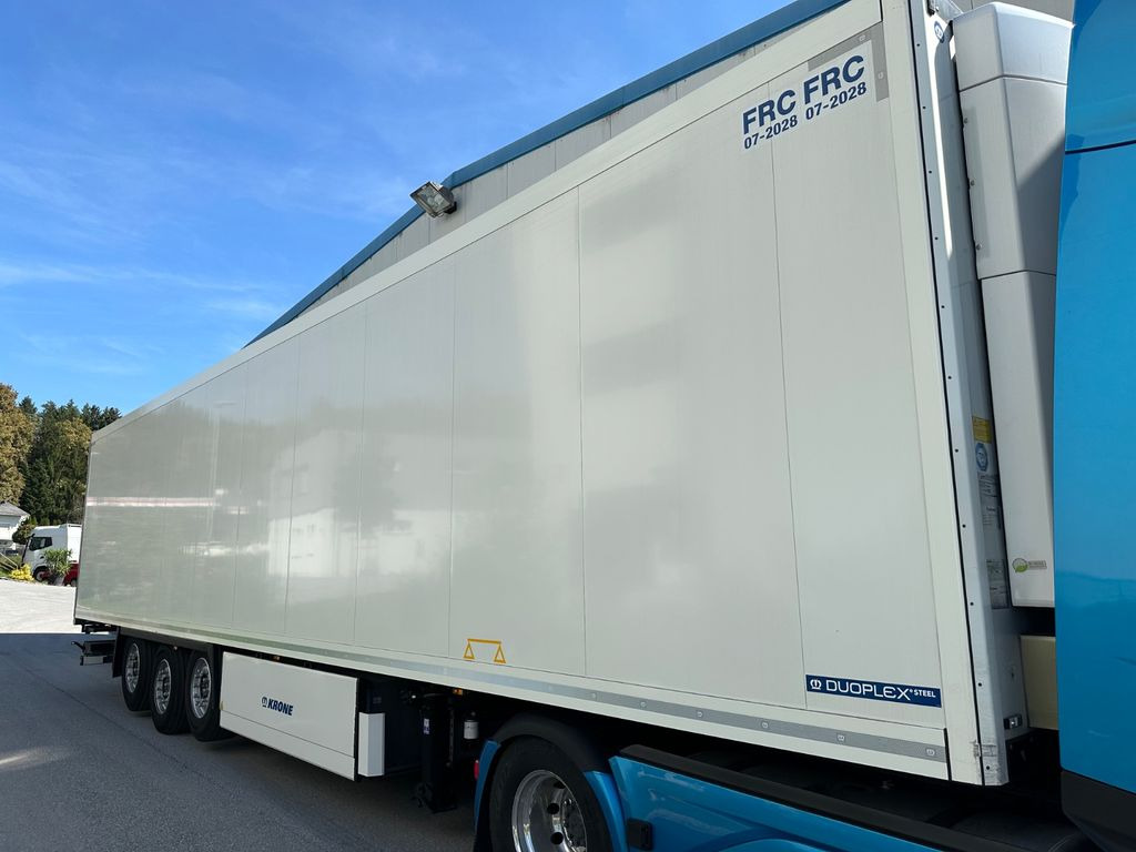 Krone SD 27 Thermoking Spectrum Multitemp Pharma Safe Krone SD 27 Thermoking Spectrum Multitemp Pharma Safe - Semiremorcă frigider: Foto 2 Krone SD 27 Thermoking Spectrum Multitemp Pharma Safe Krone SD 27 Thermoking Spectrum Multitemp Pharma Safe - Semiremorcă frigider: Foto 2