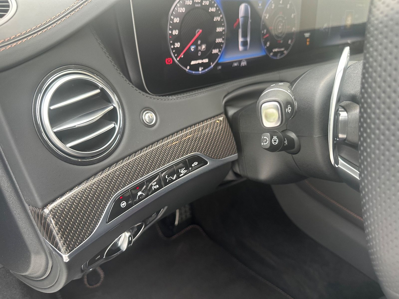 Mercedes-Benz S 65 AMG Final Edition 1/130 - Berlină/ Sedan: Foto 5 Mercedes-Benz S 65 AMG Final Edition 1/130 - Berlină/ Sedan: Foto 5