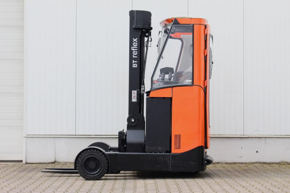 BT RRE160R Outdoor Kabine - Stivuitor cu catarg retractabil: Foto 3 BT RRE160R Outdoor Kabine - Stivuitor cu catarg retractabil: Foto 3