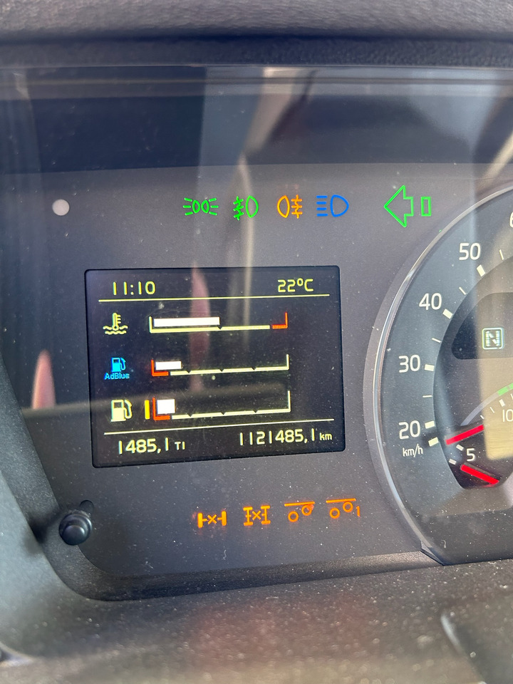 VOLVO FH 750 - Camion frigider: Foto 2 VOLVO FH 750 - Camion frigider: Foto 2