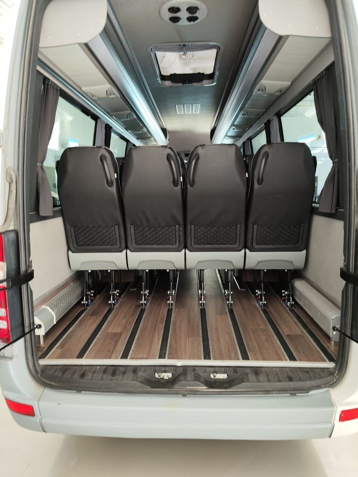 Microbuz, Transport persoane MERCEDES-BENZ SPRINTER 519: Foto 7 Microbuz, Transport persoane MERCEDES-BENZ SPRINTER 519: Foto 7