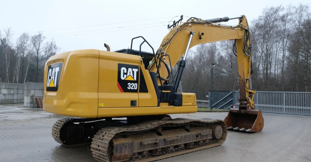 Caterpillar 320 2D ADVANSE JAPAN MODEL 2020R - Excavator pe şenile: Foto 2 Caterpillar 320 2D ADVANSE JAPAN MODEL 2020R - Excavator pe şenile: Foto 2