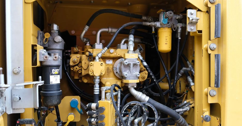 Caterpillar cat 320EL - Excavator pe şenile: Foto 4 Caterpillar cat 320EL - Excavator pe şenile: Foto 4