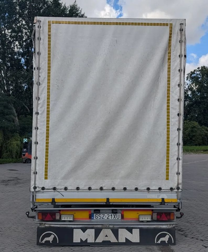 Camion cu prelată MAN TGL 8.250: Foto 8 Camion cu prelată MAN TGL 8.250: Foto 8
