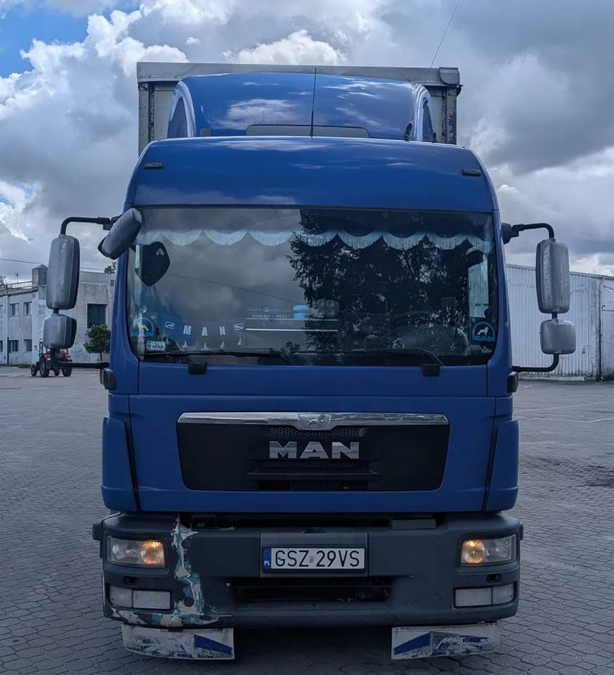 MAN TGL 8.250 - Camion cu prelată: Foto 1 MAN TGL 8.250 - Camion cu prelată: Foto 1